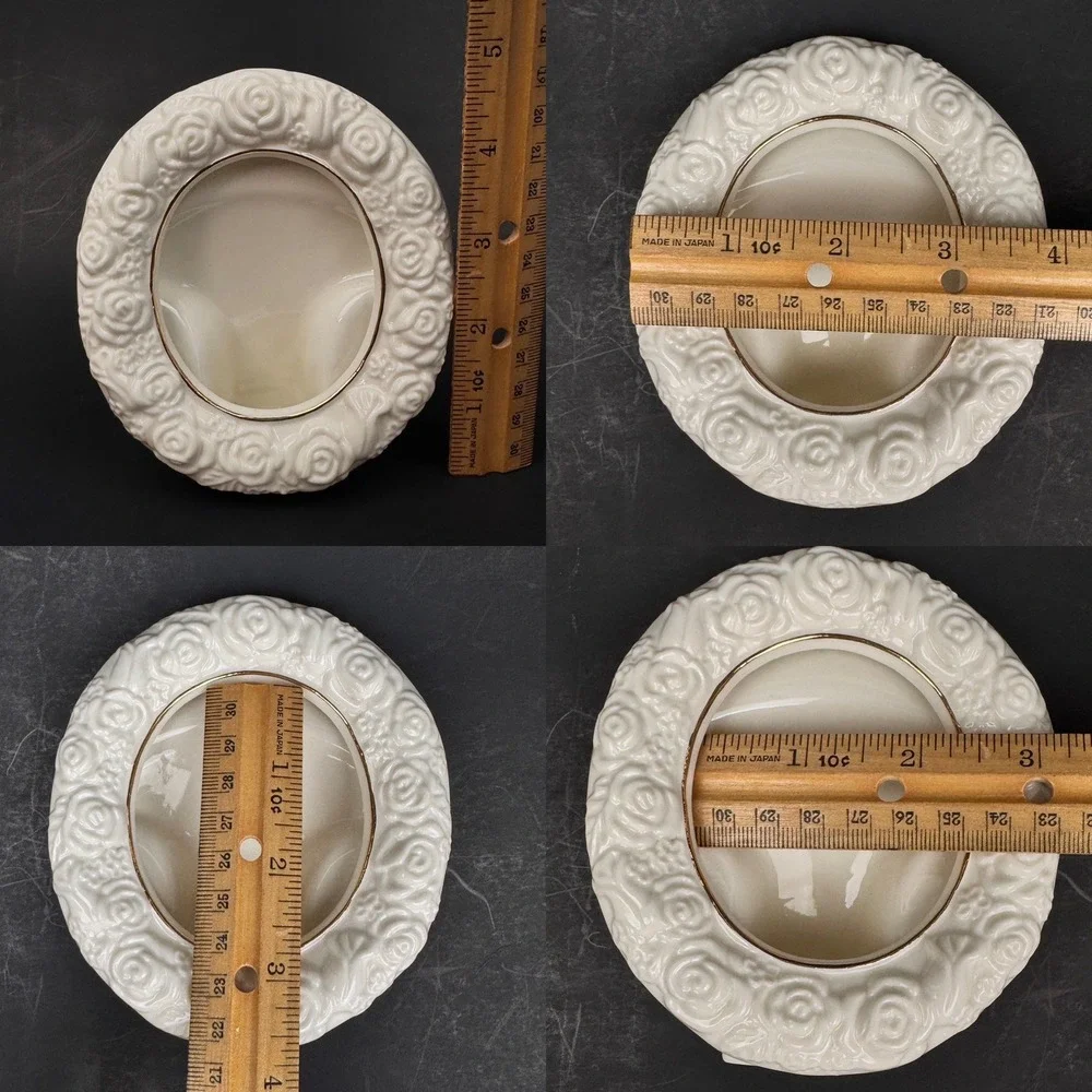 Vtg Ceramic Cream Color w Gold Metallic Accent Small Round Tabletop Frame Roses